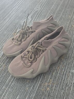 Adidas Yeezy 450 Size 6 Mens